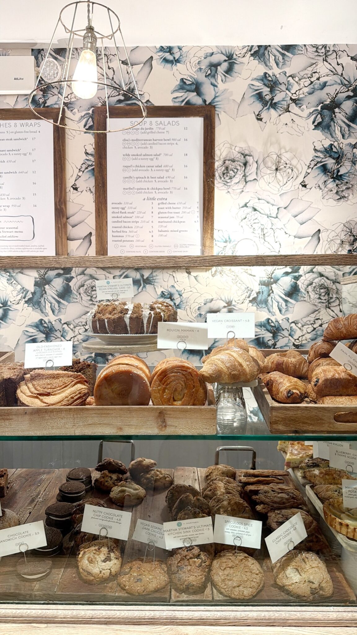 Friday’s Simply Smitten